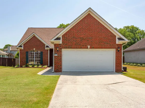 4385 Canterbury St, Mount Olive, AL 35117