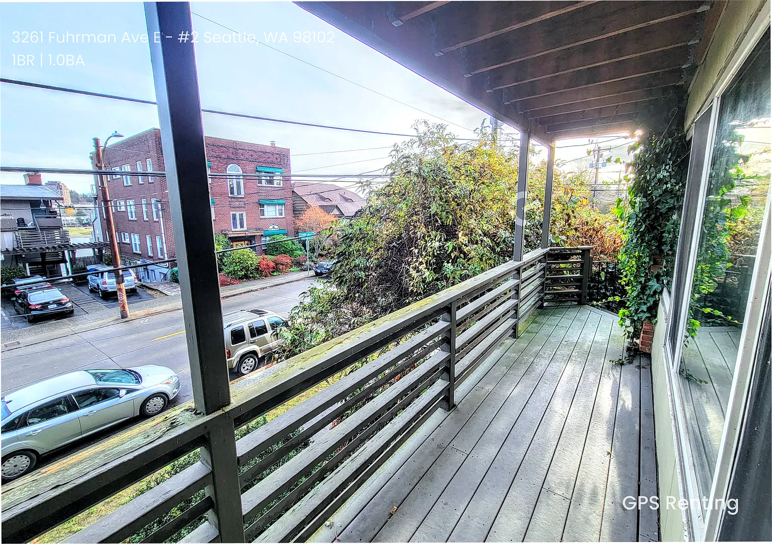 Spacious 1-Bedroom Apartment in Portage Bay Newly Cleaned — Photo 2