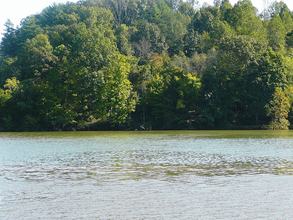 2nd image of Sugar Grove Valley Rd
