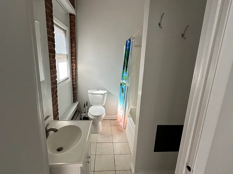 33 George St #1 — Photo 11
