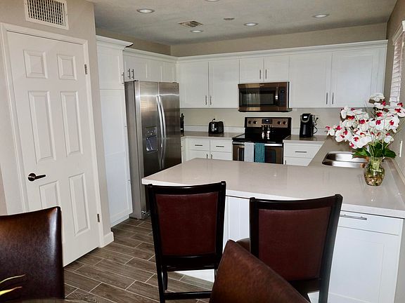 4th image of 12222 N Paradise Village Pkwy S APT 207