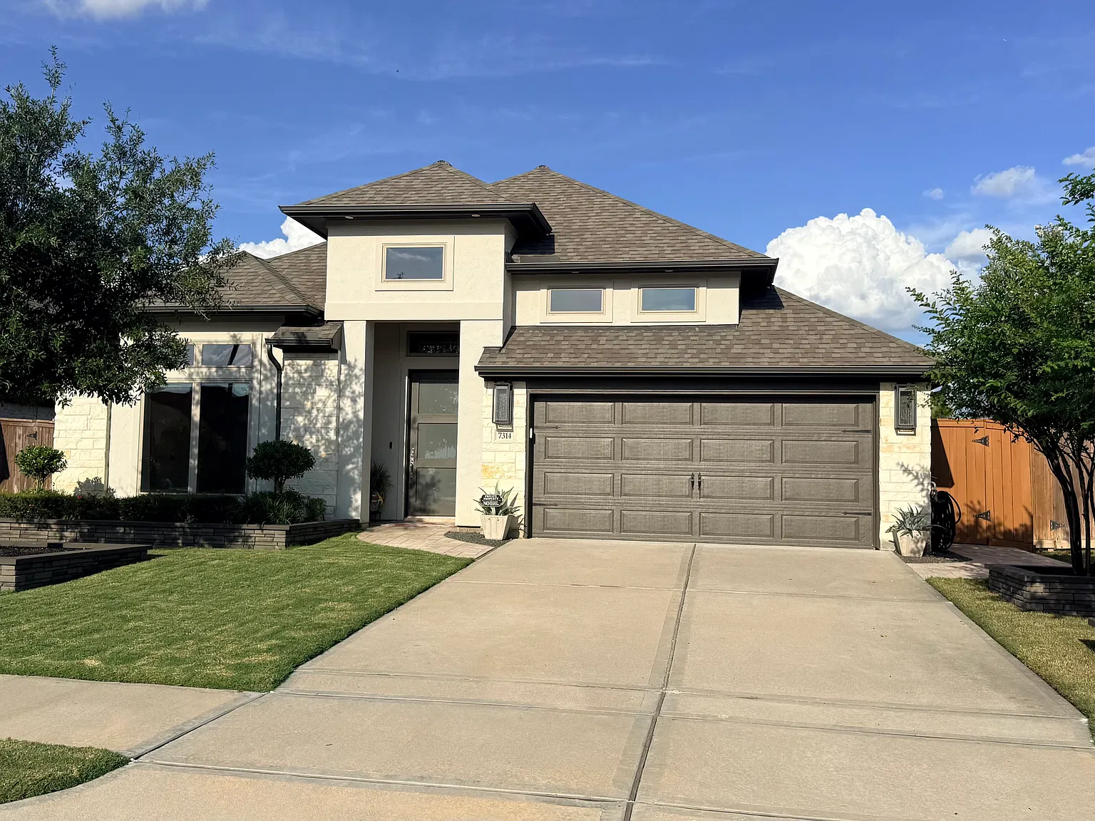 4 bed, 3.5 bath, 2802 sqft, $3,250 — Photo 2