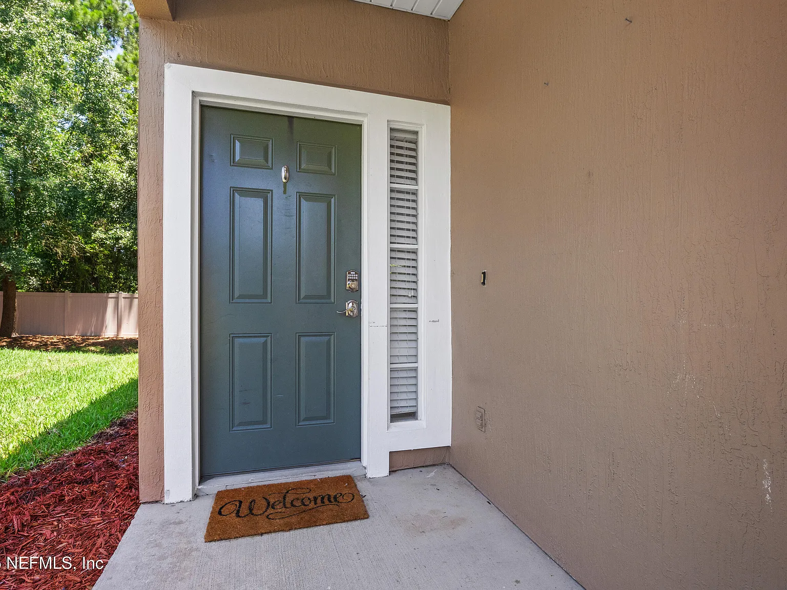 3 bed, 2.5 bath, 1497 sqft, $2,700 — Photo 3