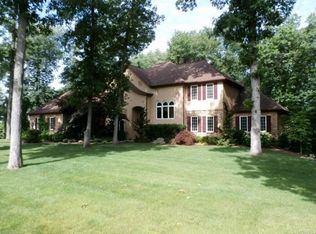 71472 Ridgewood Ct, Niles, MI 49120