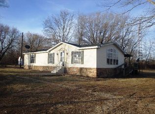587 County Road 1050 E, Norris City, IL 62869