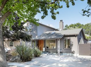 1031 Menlo Oaks Dr, Menlo Park, CA 94025