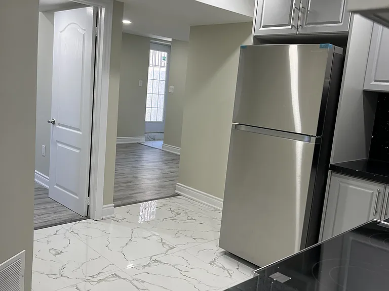 3021 Hollyberry Trl — Photo 3
