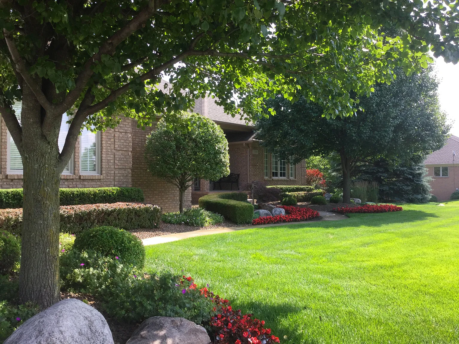 11389 Bayberry Dr photo 1