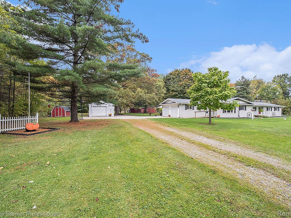 1st image of 6653 Rogers Dr
