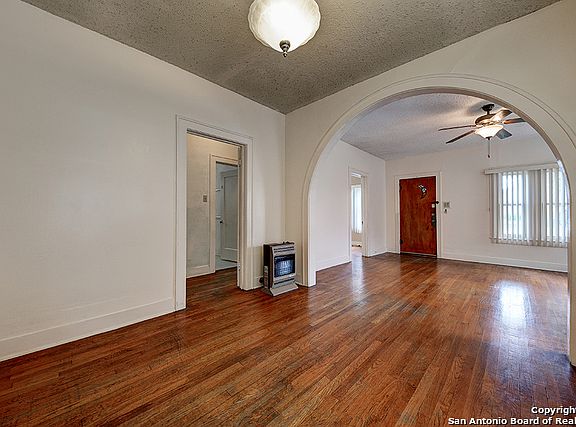 5th image of 131 E Mayfield Blvd