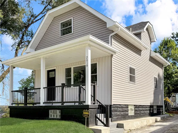 2019 Martha St, New Castle, PA 16101