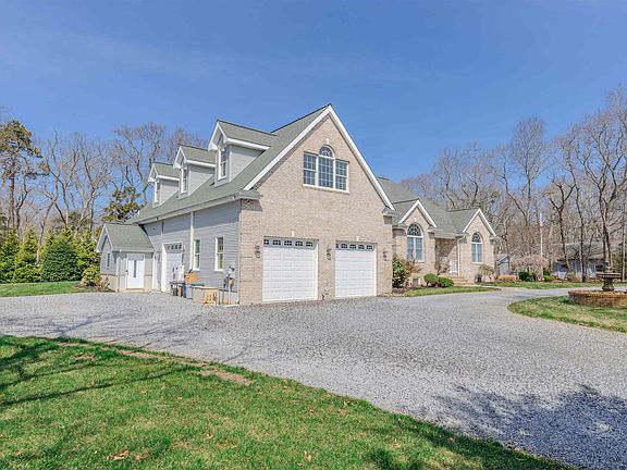 4th image of 620 Shunpike Rd