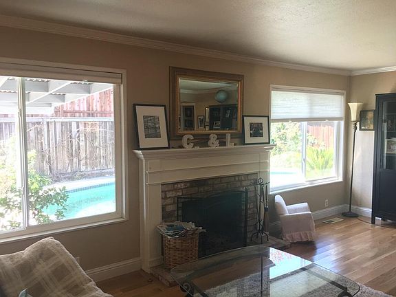 4th image of 3593 Meadowbrook Dr