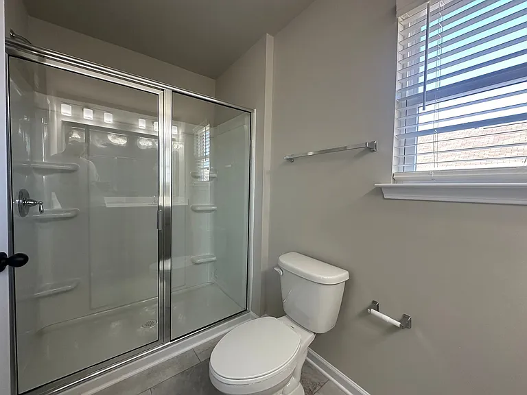 9050 Stoney Waters Ct — Photo 8