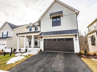 402 Bishopgate Ln, Crozet, VA 22932