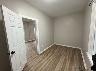 2305 Chestnut St, Toledo, OH 43608
