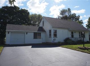234 Harvest Dr, Rochester, NY 14626