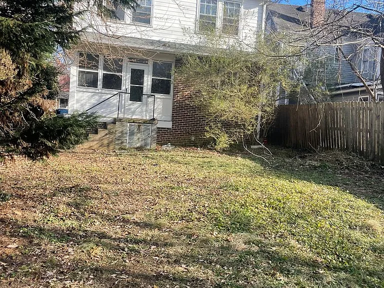 626 S Mendenhall St — Photo 17