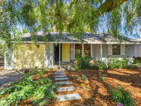 2612 12th St, Sacramento, CA 95818