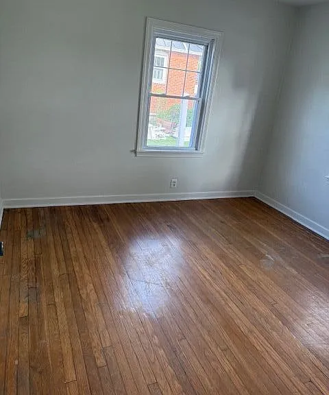 109 W South St — Photo 4