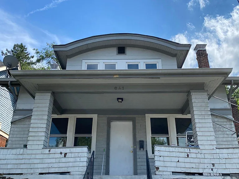 641 Clemmer Ave — Photo 2