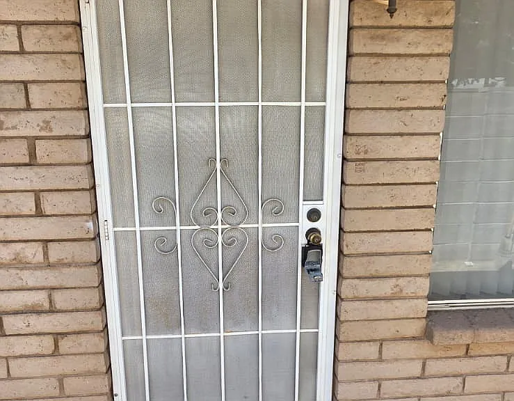 424 E Frost Cir #424 — Photo 3