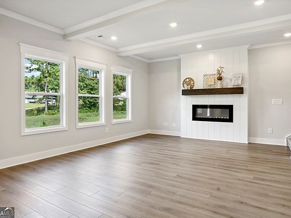 5th image of 456 Winding Rose Dr