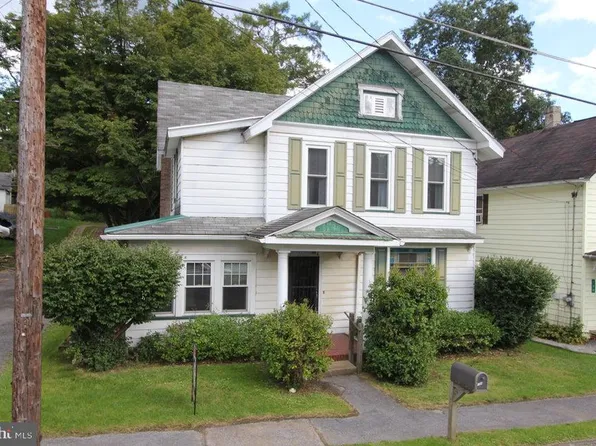 106 N 6th St, Grampian, PA 16838