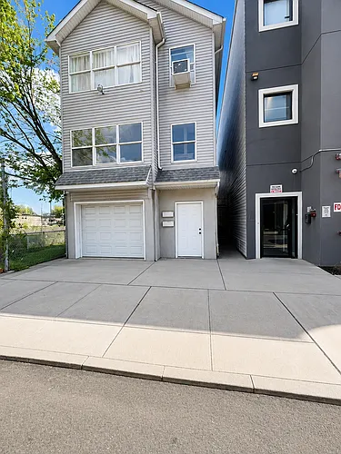 216 12th Ave #1 Photo 1