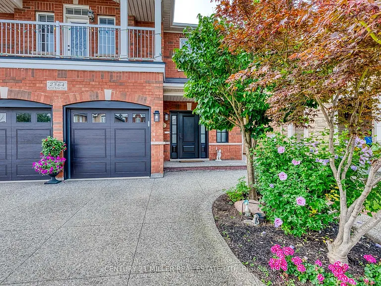 2564 N Ridge Trl — Photo 3