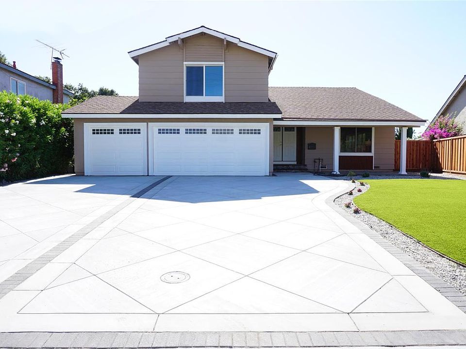 1st image of 7559 Phinney Pl