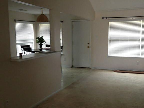 3rd image of 9226 Garden Breeze Dr