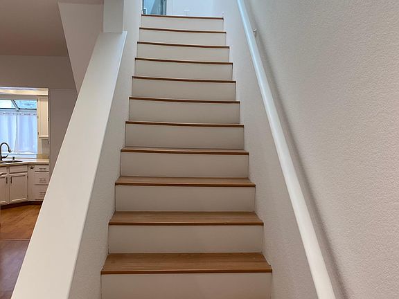 5th image of 7254 Cronin Cir