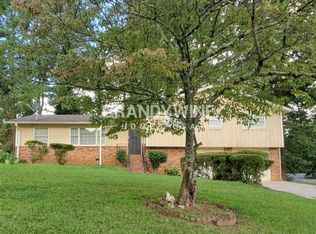 6695 Keswick Dr, Riverdale, GA 30296