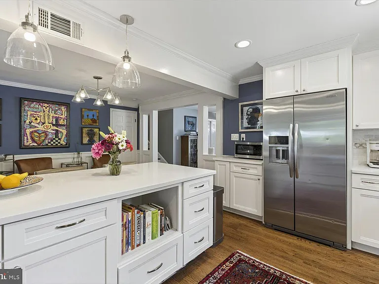 2212 Reddfield Dr — Photo 15