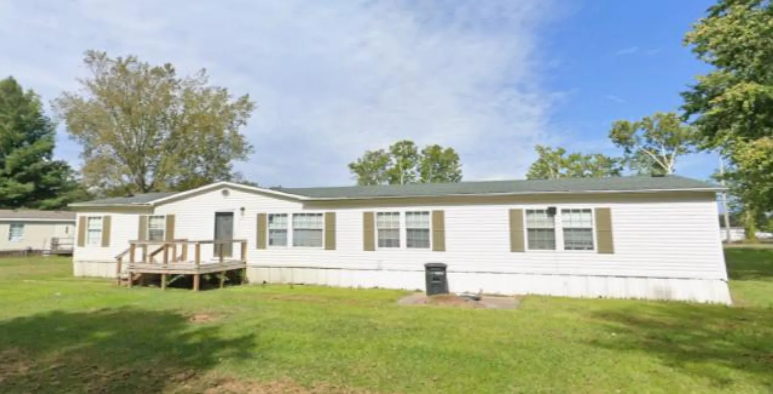 3 bed, $850 — Photo 3