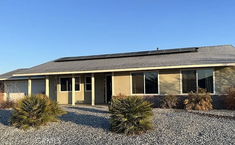 17890 Garden Glen Rd — Photo 2