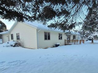 409 Kings Lynn Rd, Stoughton, WI 53589