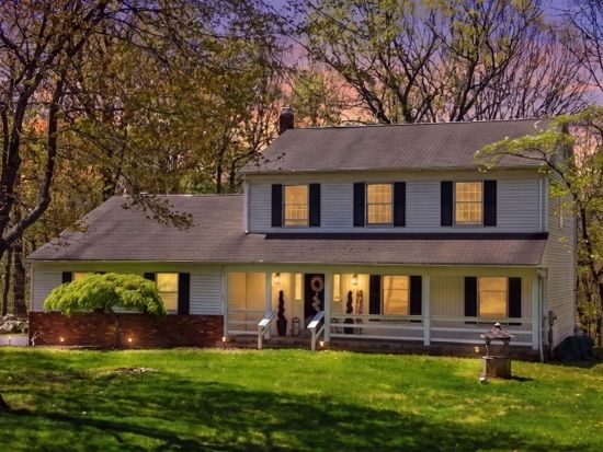 63 Skyline Dr, Sparta, NJ 07871