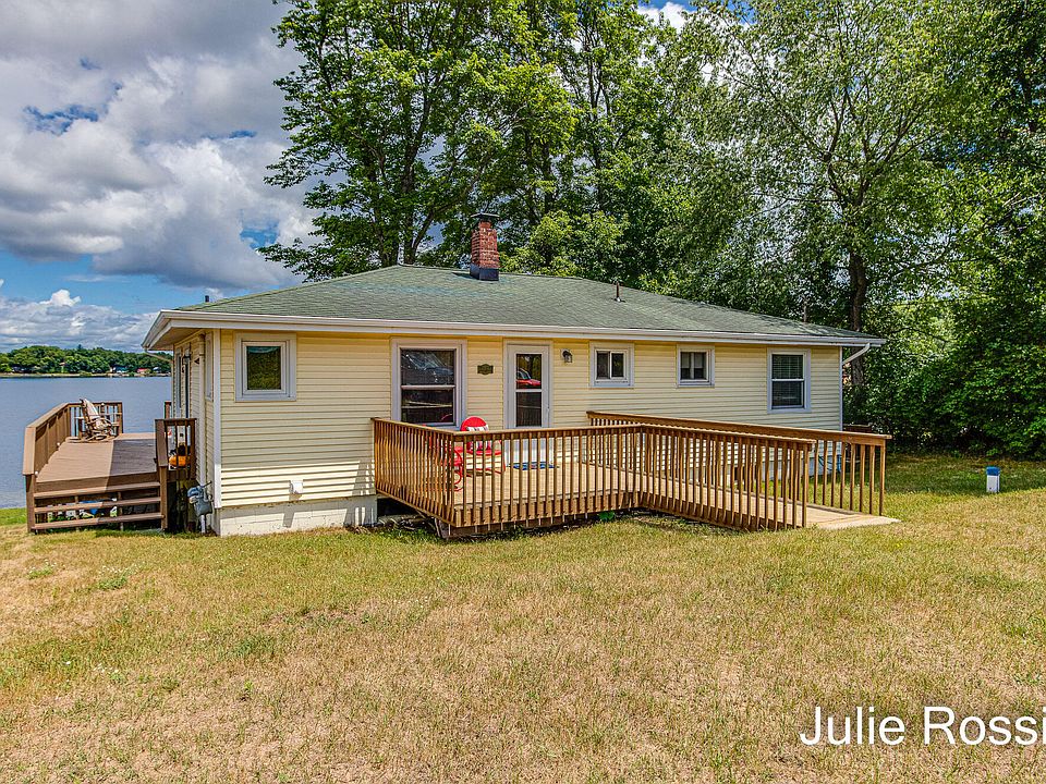 1st image of 2683 Mayo Dr