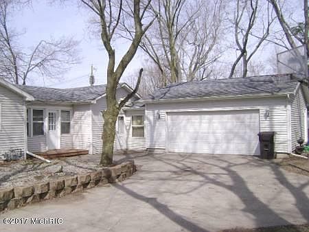5th image of 407 Park Ave