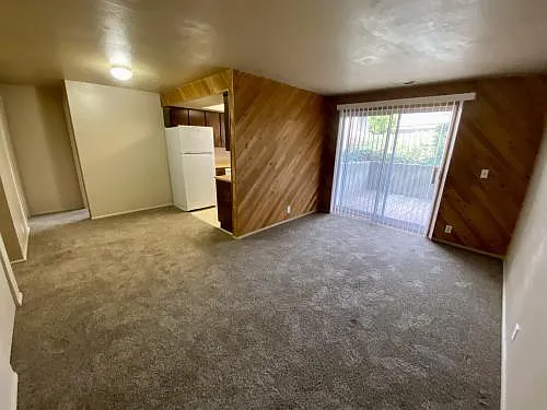 2 bed, 860 sqft, $1,195 — Photo 2