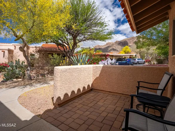7601 N Calle Sin Envidia, Tucson, AZ 85718