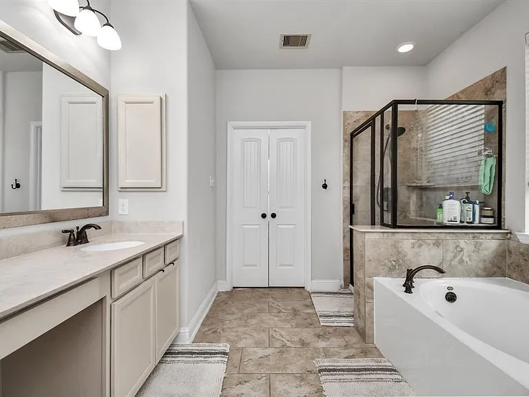 24723 Heirloom Ln — Photo 20