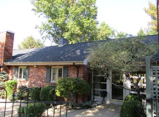 24 Stamm Ln, Wheeling, WV 26003