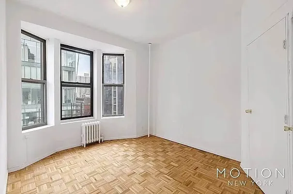 Rented by MOTION New York | media 9
