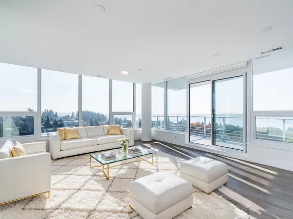 1342 Johnston Rd #804, White Rock, BC V4B 3Z3