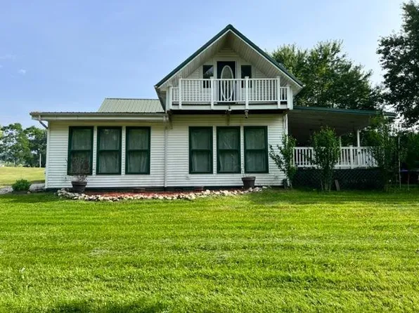 3745 Centerpoint Rd, Oak Hill, OH 45656