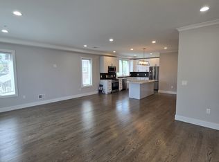 21 S Summit St #1R, Tenafly, NJ 07670