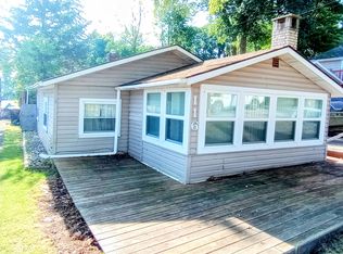 116 Jefferson Ave, Houghton Lake, MI 48629